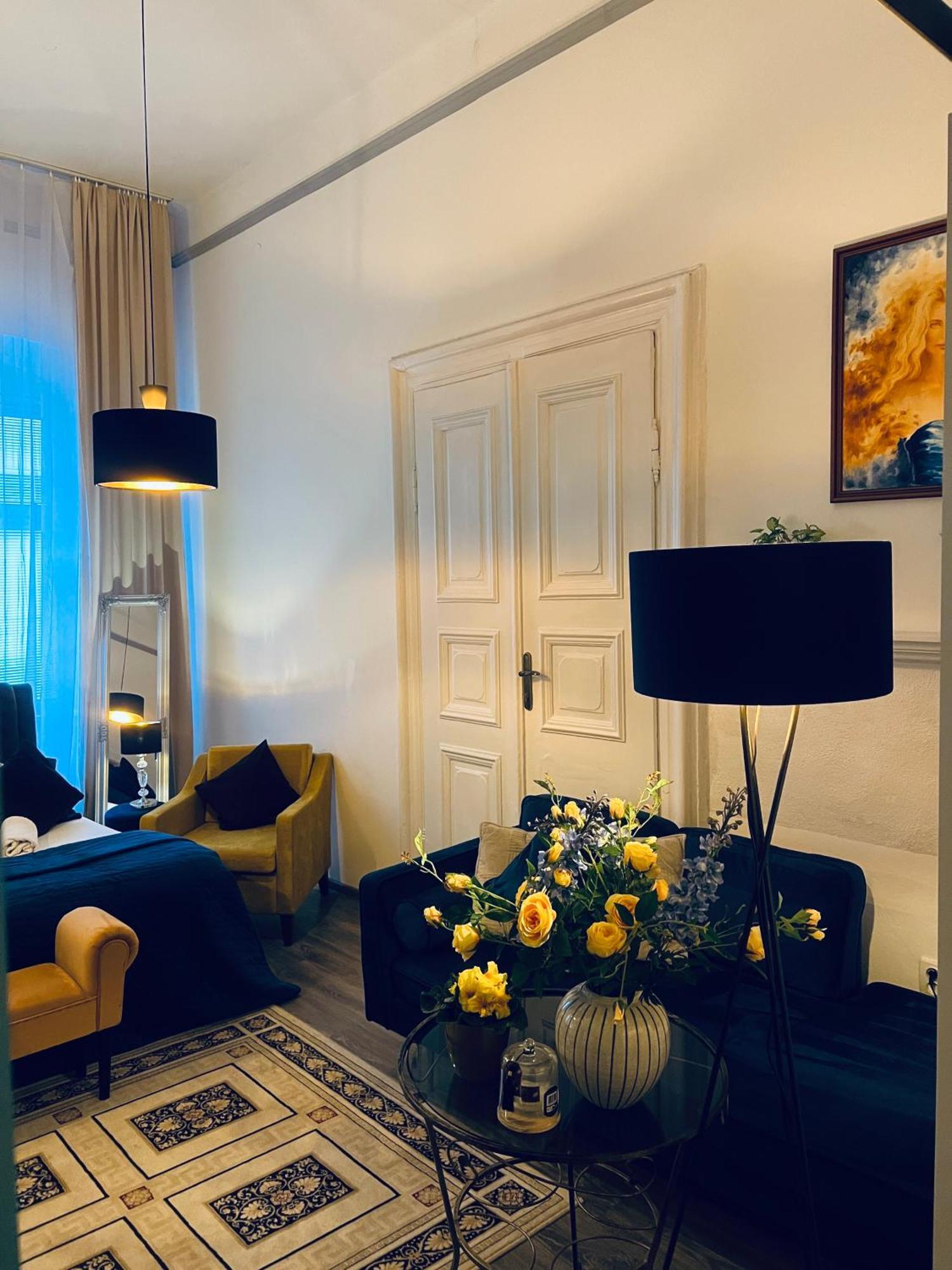 Csaky Palace Ba 3 Bratislava Eksteriør billede