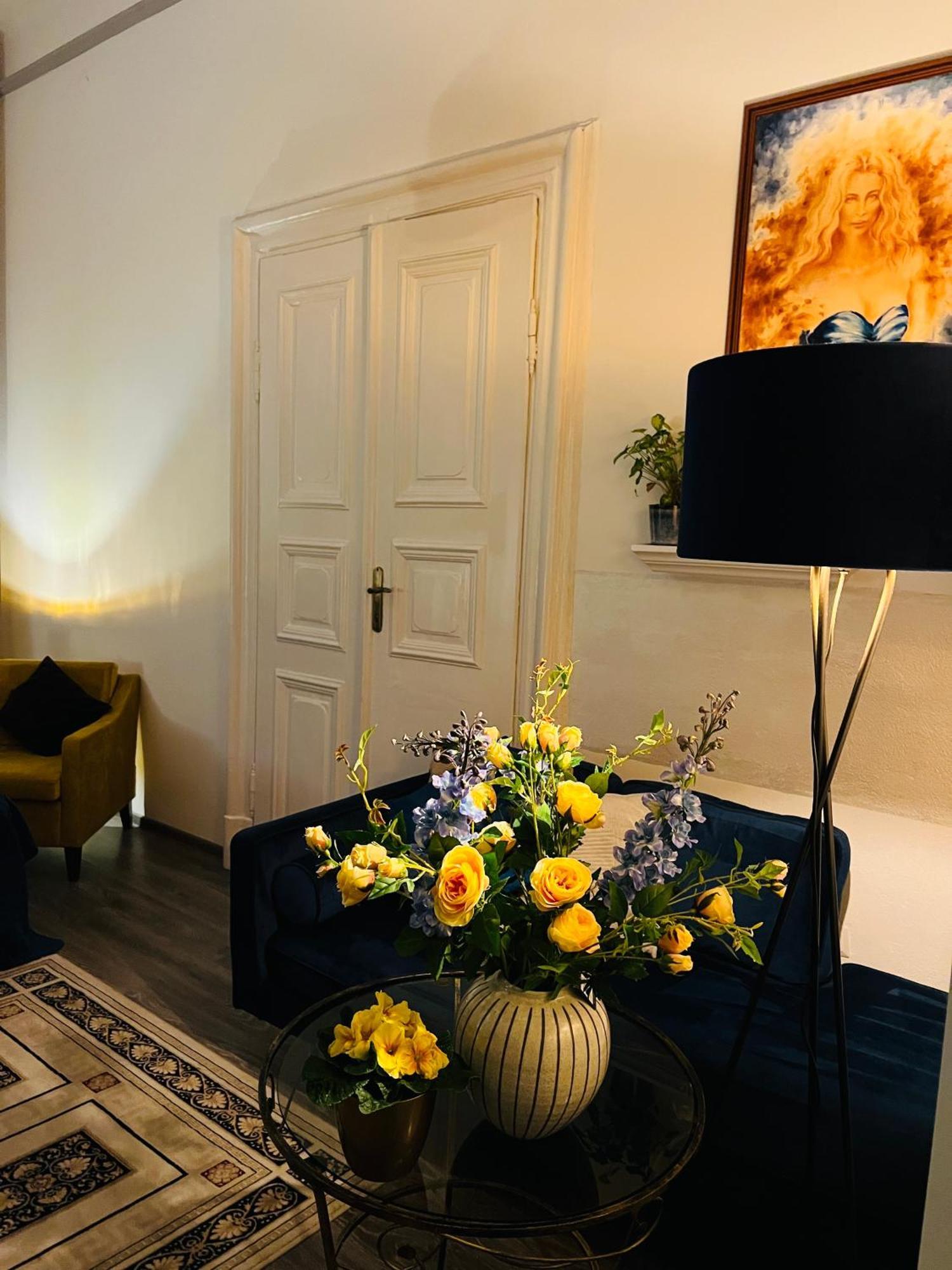 Csaky Palace Ba 3 Bratislava Eksteriør billede